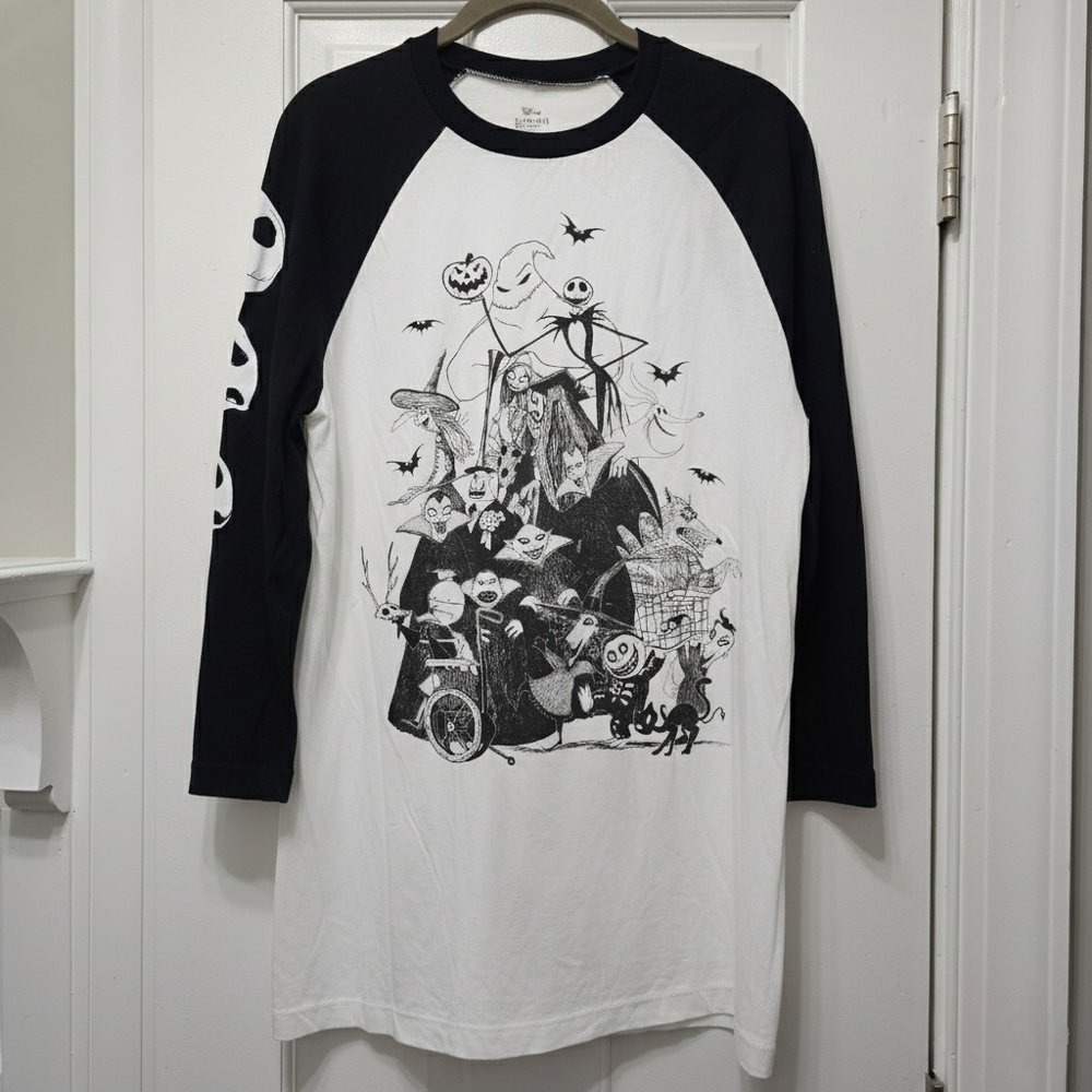 💀 New Disney  The Nightmare Before Christmas Raglan Baseball Tee - Size M